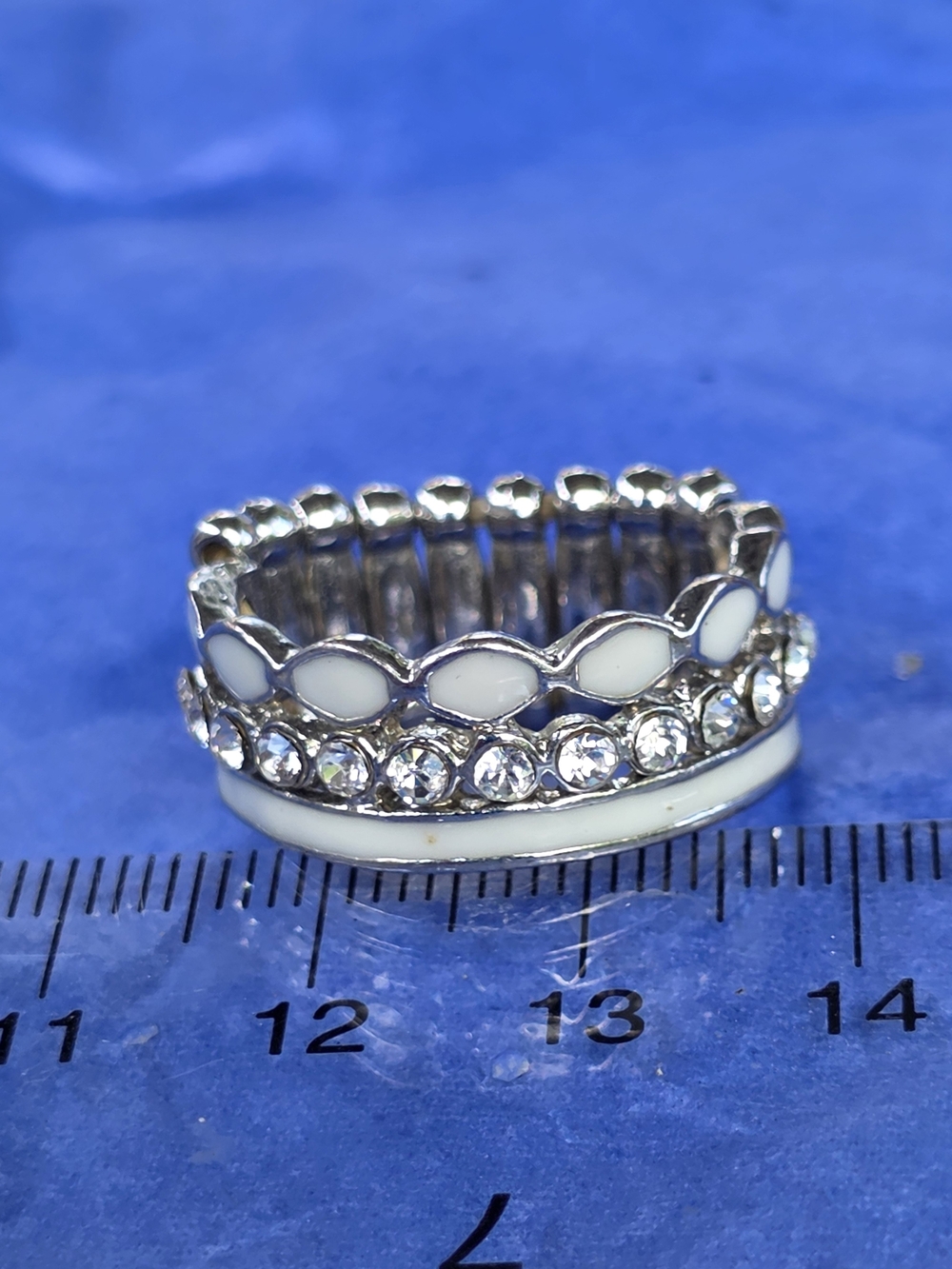 paparazzi White Crystal Stretch Stack Ring Set J15
